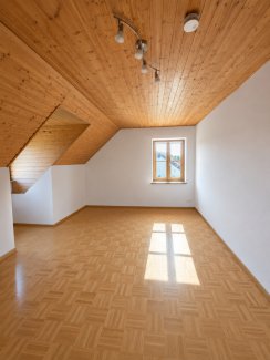 Schlafzimmer DG