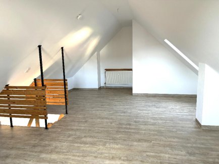 ...zum Studio